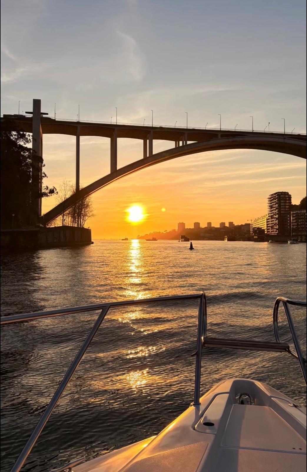 7 Bridges yacht tour Porto — memorable moments