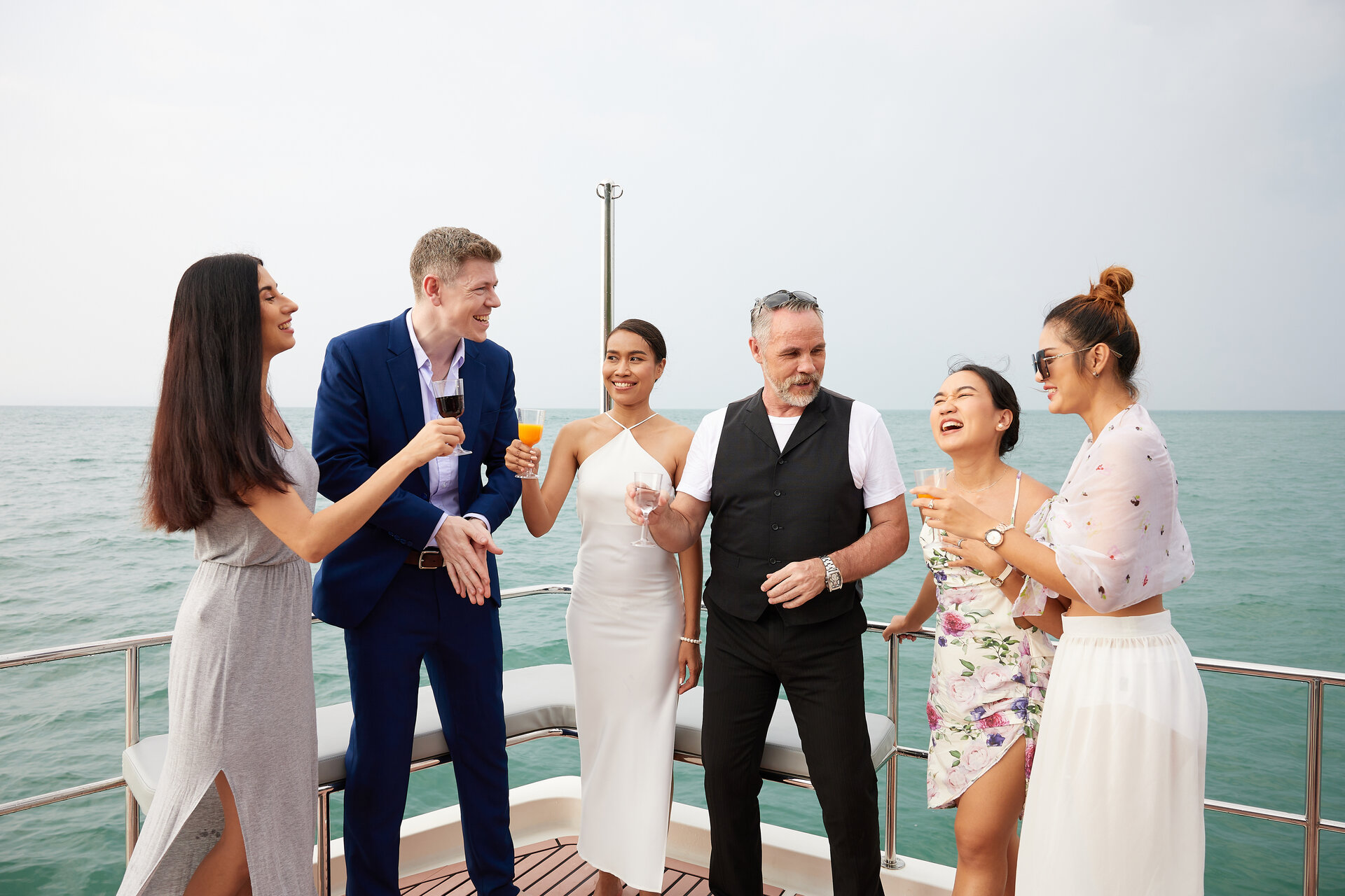 Team building and corporate events on a sailboat in Porto — Port Sailors